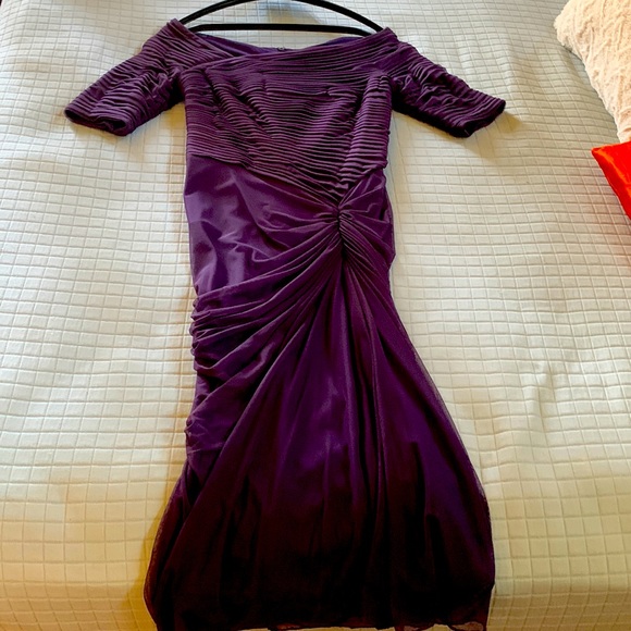 XS Tadashi cocktail dress in deep plum - Picture 2 of 3